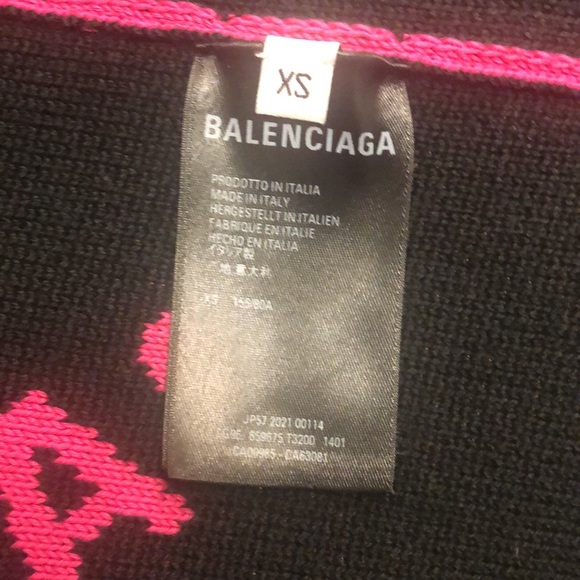 Balenciaga long sleeve button down oversize cardigan - Picture 7 of 7